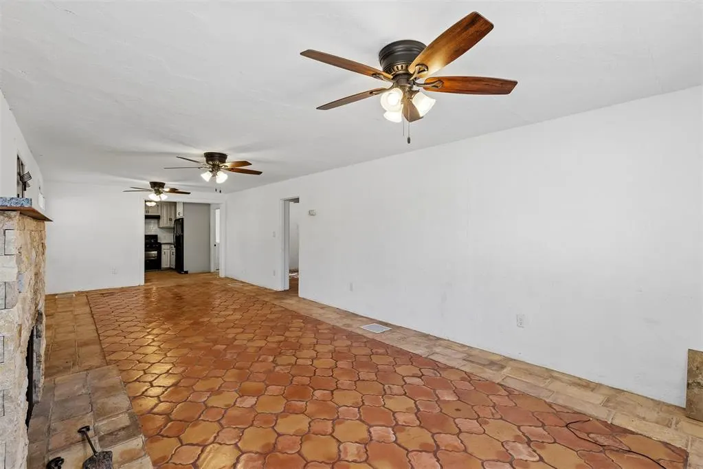 Photo 11 — 8000 N Military Avenue, Oklahoma City, OK 73114