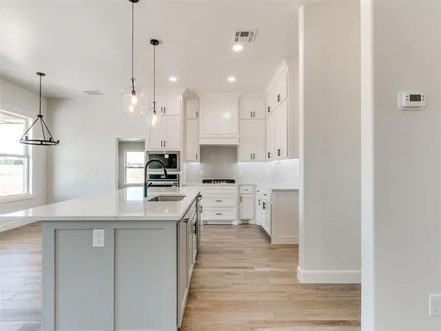 Photo 5 — 4433 Raymond Lane, Guthrie, OK 73044