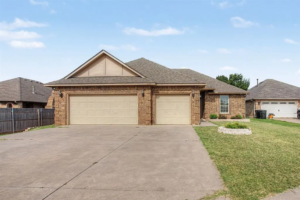 Photo 2 — 3109 Loren Avenue, Oklahoma City, OK 73160