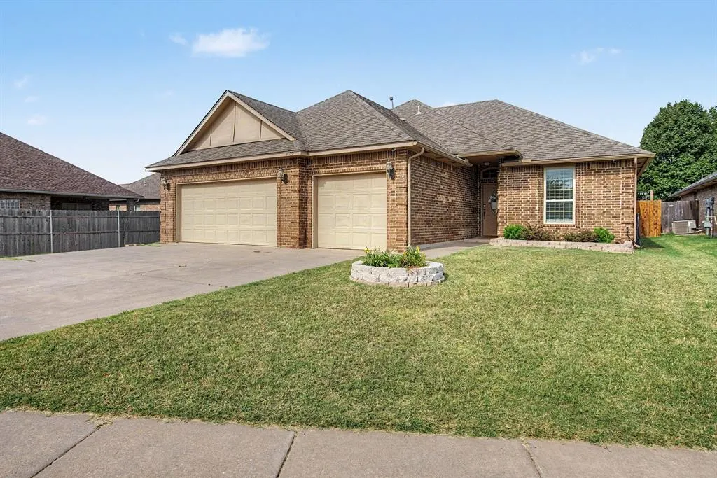 Photo 3 — 3109 Loren Avenue, Oklahoma City, OK 73160