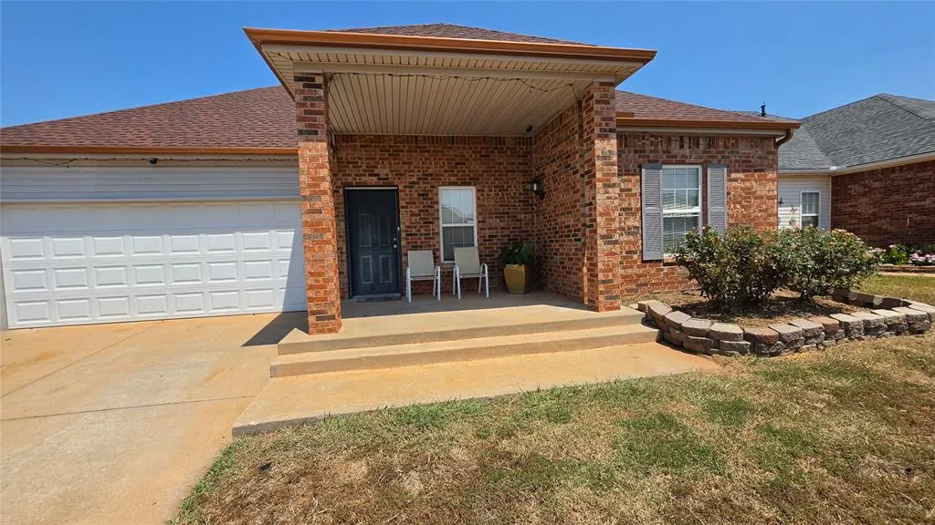 Front exterior — 6001 SE 70th Street, Oklahoma City, OK 73135