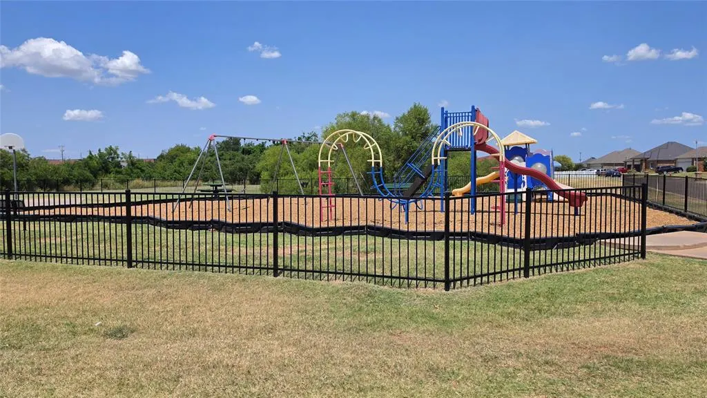 Photo 2 — 6001 SE 70th Street, Oklahoma City, OK 73135