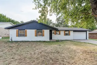 Sold home at 1017 Pinebrook Drive