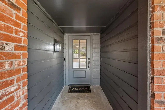 Photo 3 — 1617 Shadow Court, Edmond, OK 73013