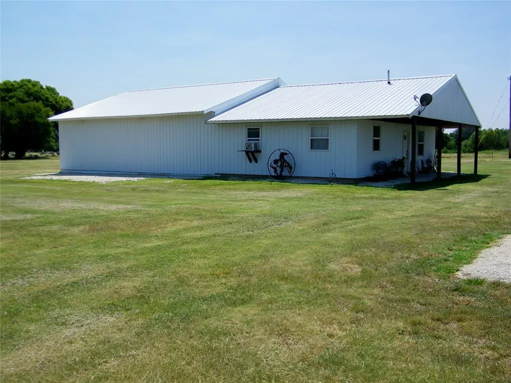 Photo 16 — 50662 E County Road 1510, Stratford, OK 74872