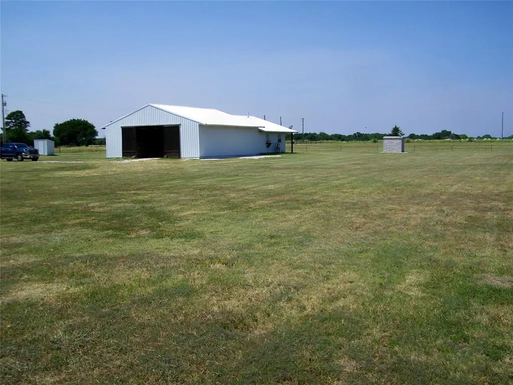 Photo 17 — 50662 E County Road 1510, Stratford, OK 74872