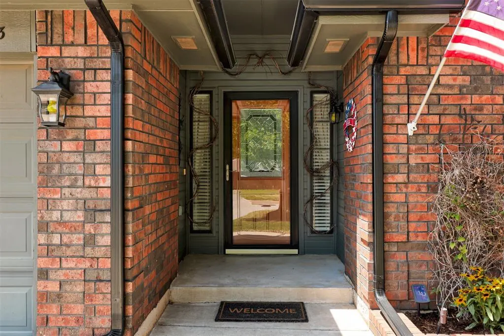 Photo 5 — 833 Ethan Lane, Yukon, OK 73099