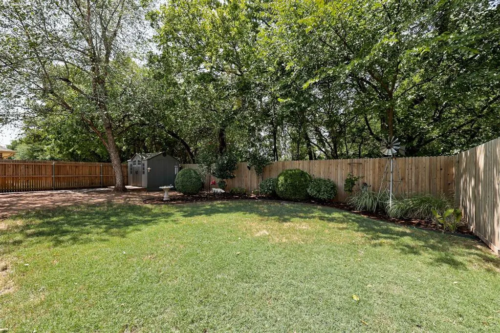 Photo 41 — 833 Ethan Lane, Yukon, OK 73099