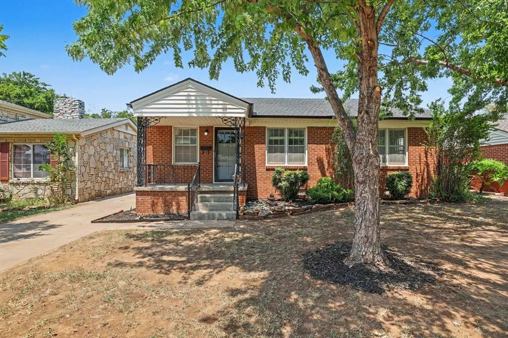Photo 2 — 2633 NW 33rd Street, Oklahoma City, OK 73112