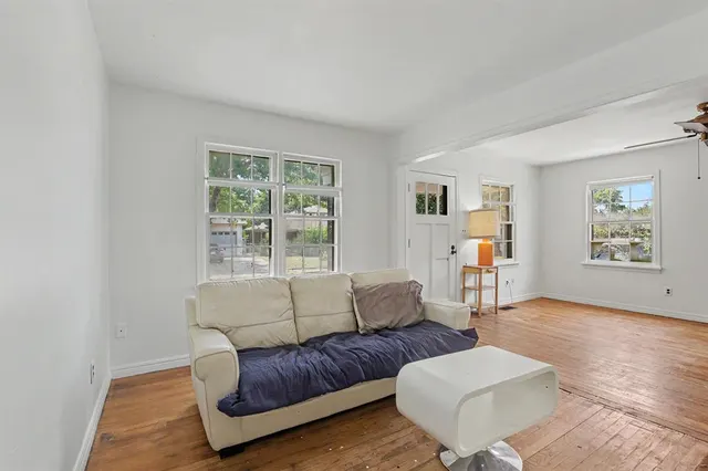 Photo 5 — 2633 NW 33rd Street, Oklahoma City, OK 73112