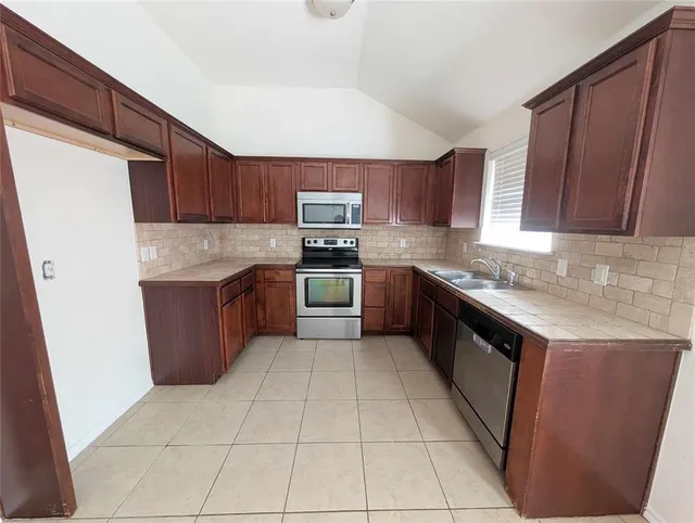 Photo 6 — 2244 NW 199th Street, Edmond, OK 73012