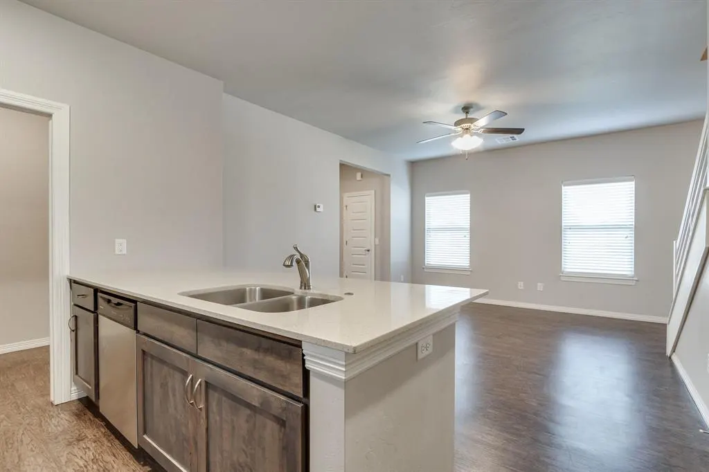 Photo 15 — 2208 Camino Del Plaza Lane, Edmond, OK 73013