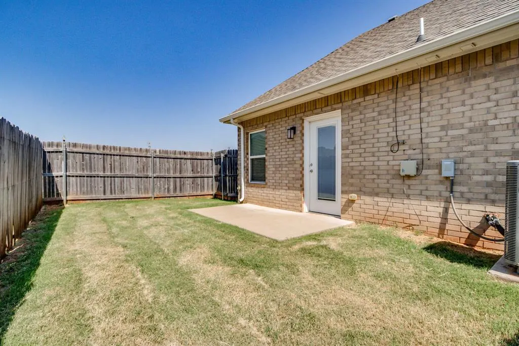 Photo 42 — 2208 Camino Del Plaza Lane, Edmond, OK 73013