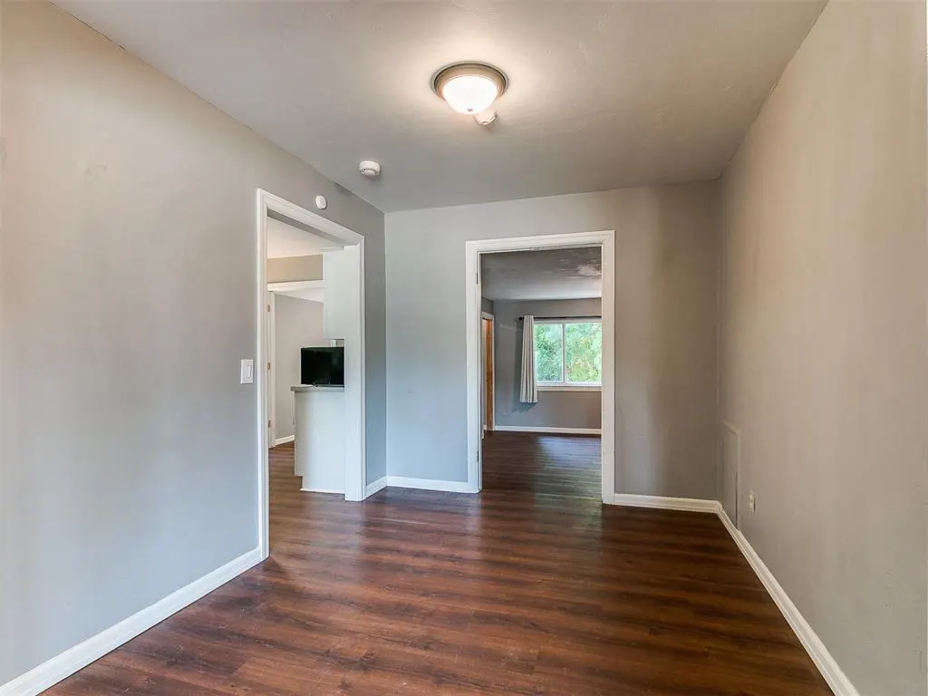 Photo 16 — 2463 NW 42nd Street, Oklahoma City, OK 73112