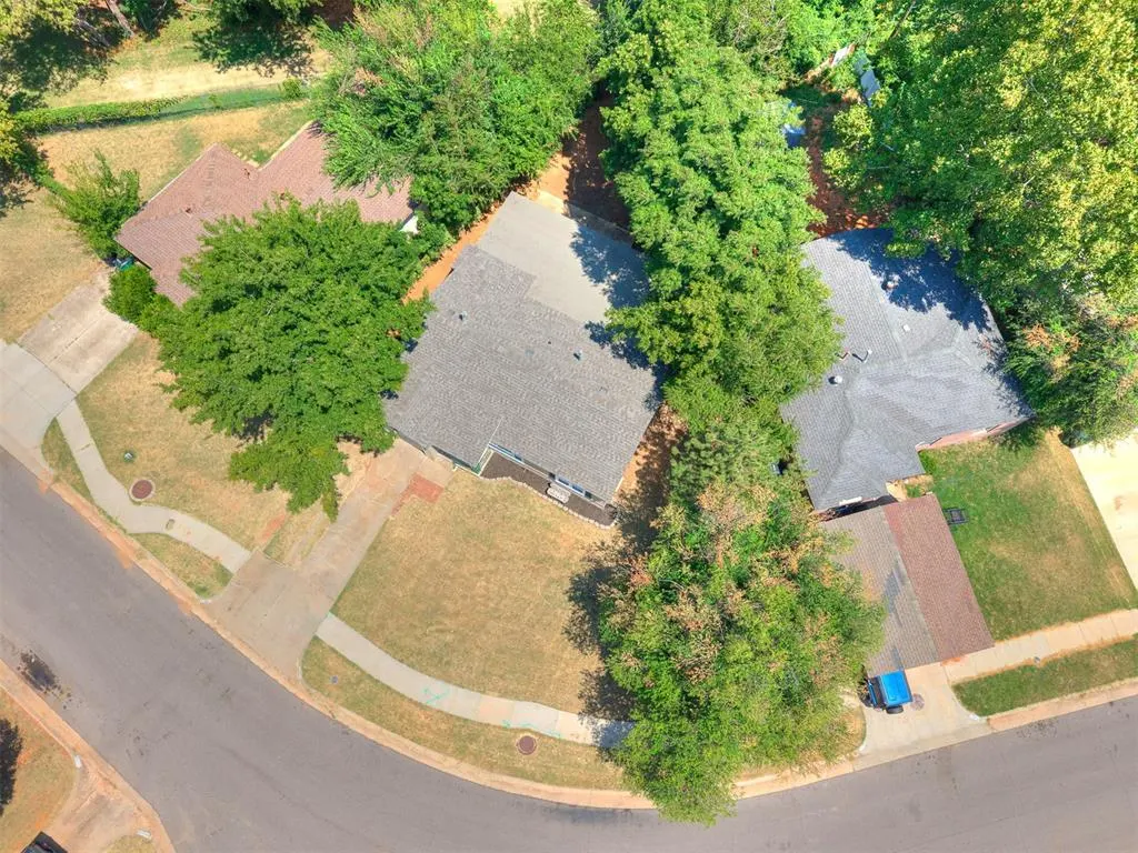 Photo 37 — 2463 NW 42nd Street, Oklahoma City, OK 73112