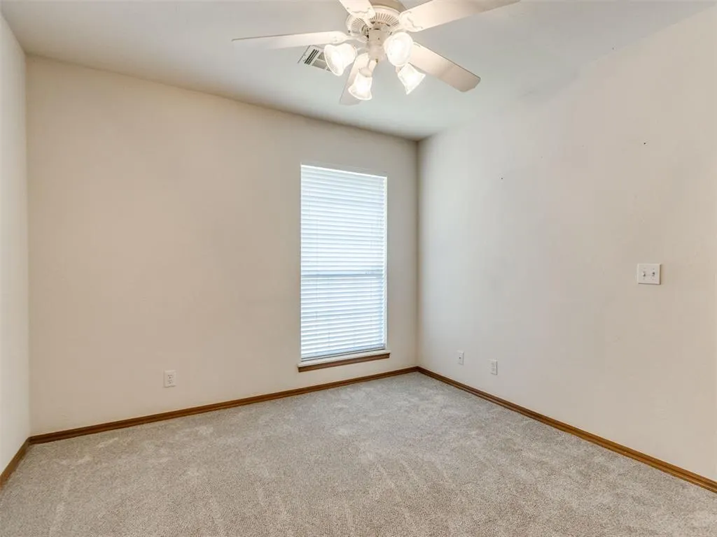 Photo 17 — 509 S Santa Fe Avenue 127, Edmond, OK 73003