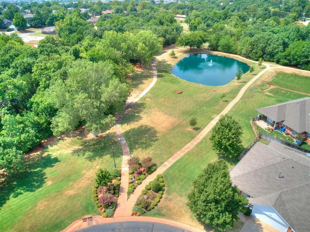 Photo 3 — 509 S Santa Fe Avenue 127, Edmond, OK 73003