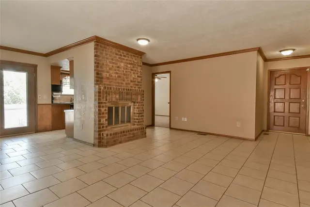 Photo 5 — 8125 SW 36th Street, Oklahoma City, OK 73179