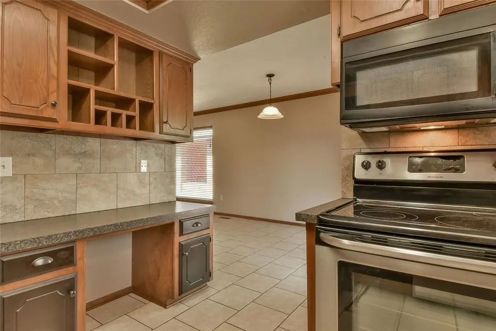 Photo 12 — 8125 SW 36th Street, Oklahoma City, OK 73179
