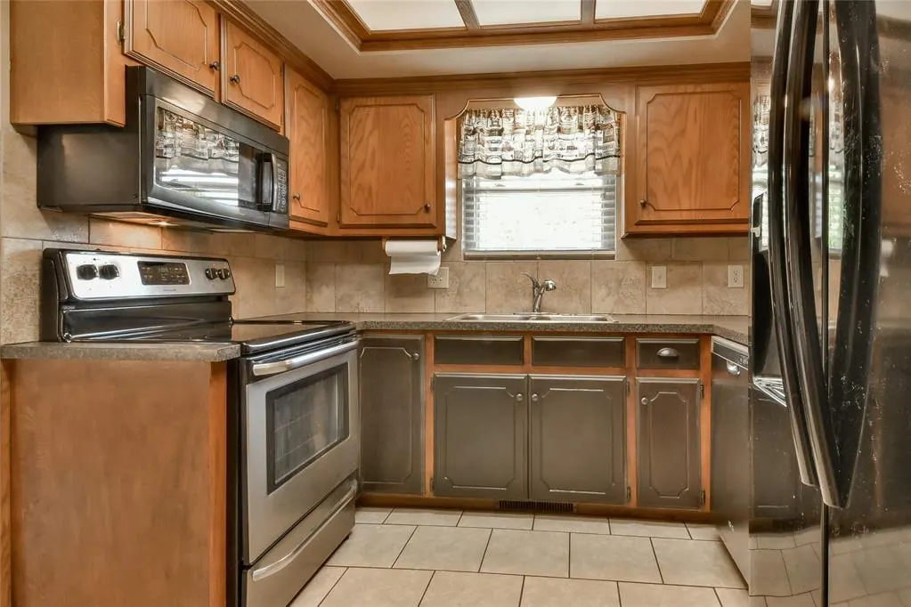 Photo 14 — 8125 SW 36th Street, Oklahoma City, OK 73179