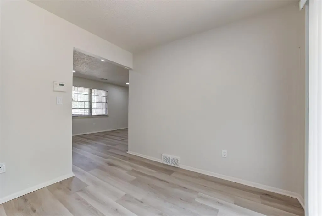 Photo 13 — 8636 NE 33rd Street, Spencer, OK 73084