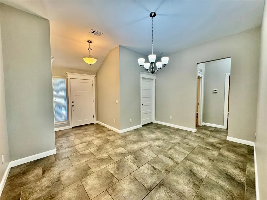 Photo 5 — 18202 Manera Way, Edmond, OK 73012