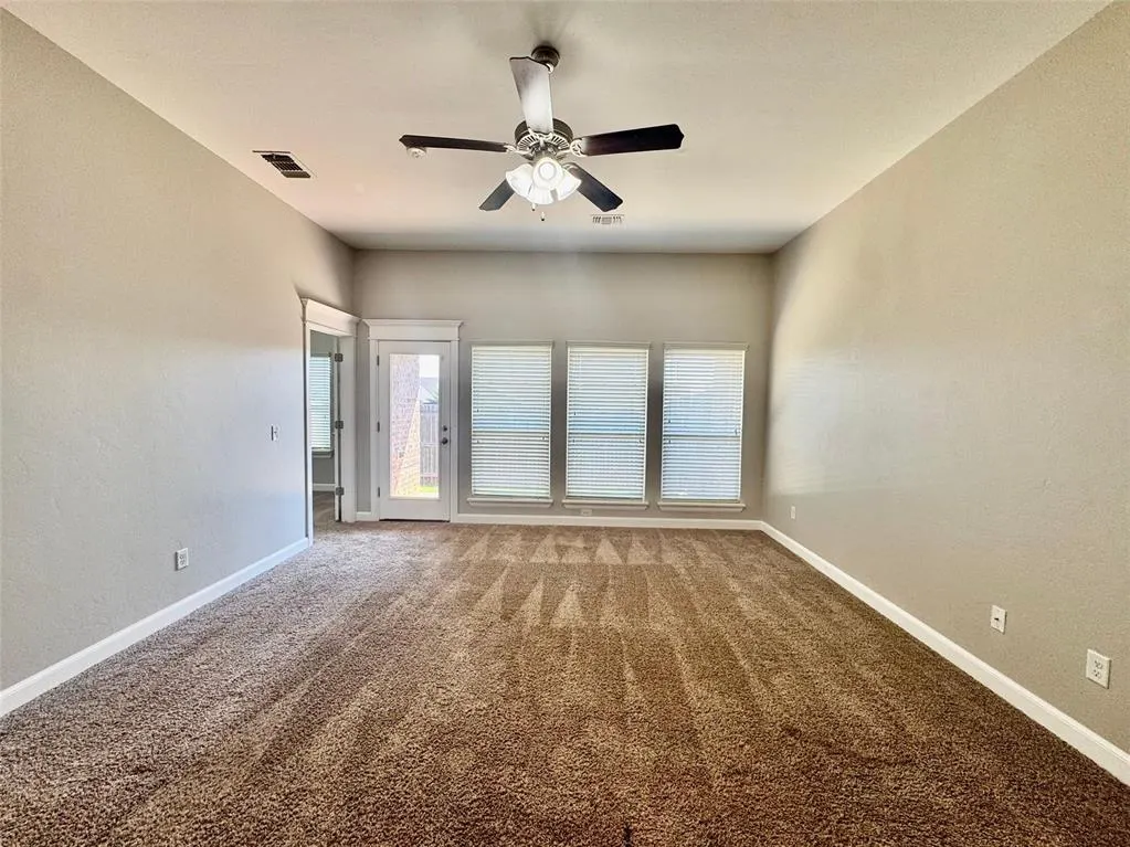 Photo 11 — 18202 Manera Way, Edmond, OK 73012
