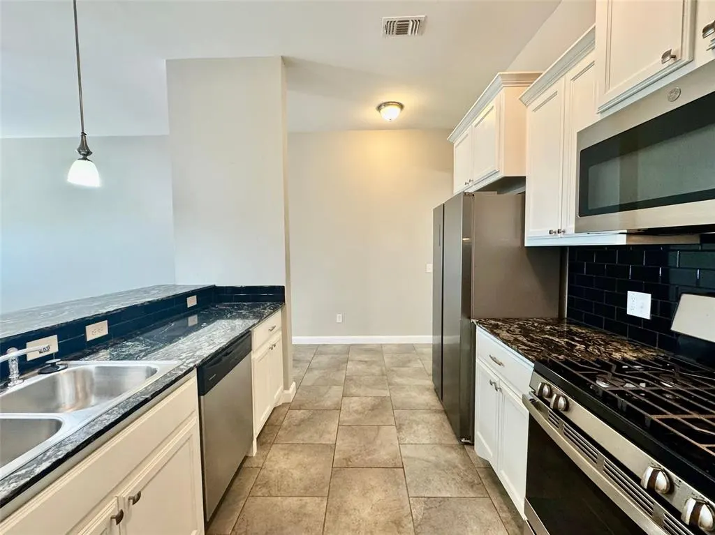 Photo 14 — 18202 Manera Way, Edmond, OK 73012