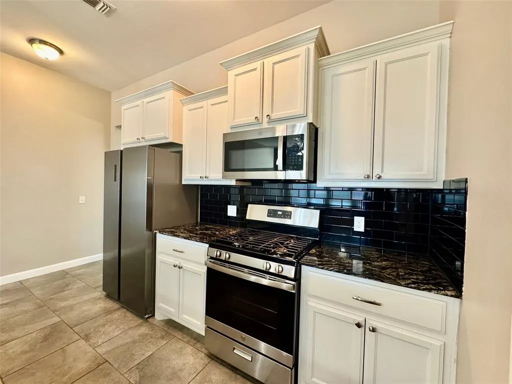 Photo 15 — 18202 Manera Way, Edmond, OK 73012