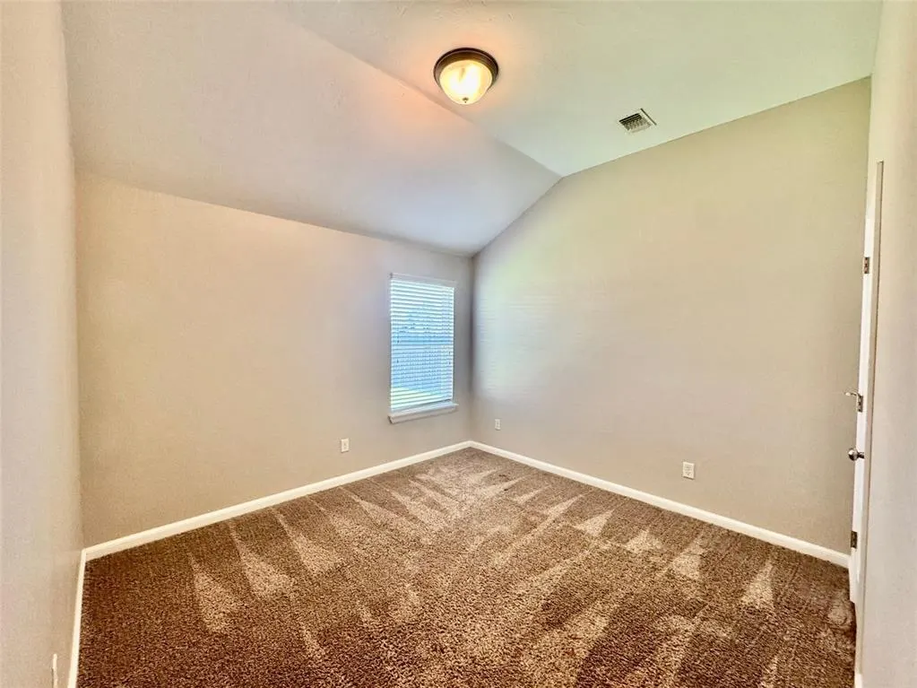 Photo 33 — 18202 Manera Way, Edmond, OK 73012