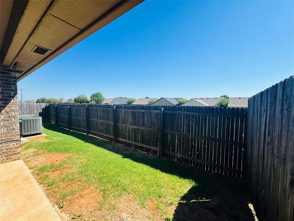 Photo 42 — 18202 Manera Way, Edmond, OK 73012