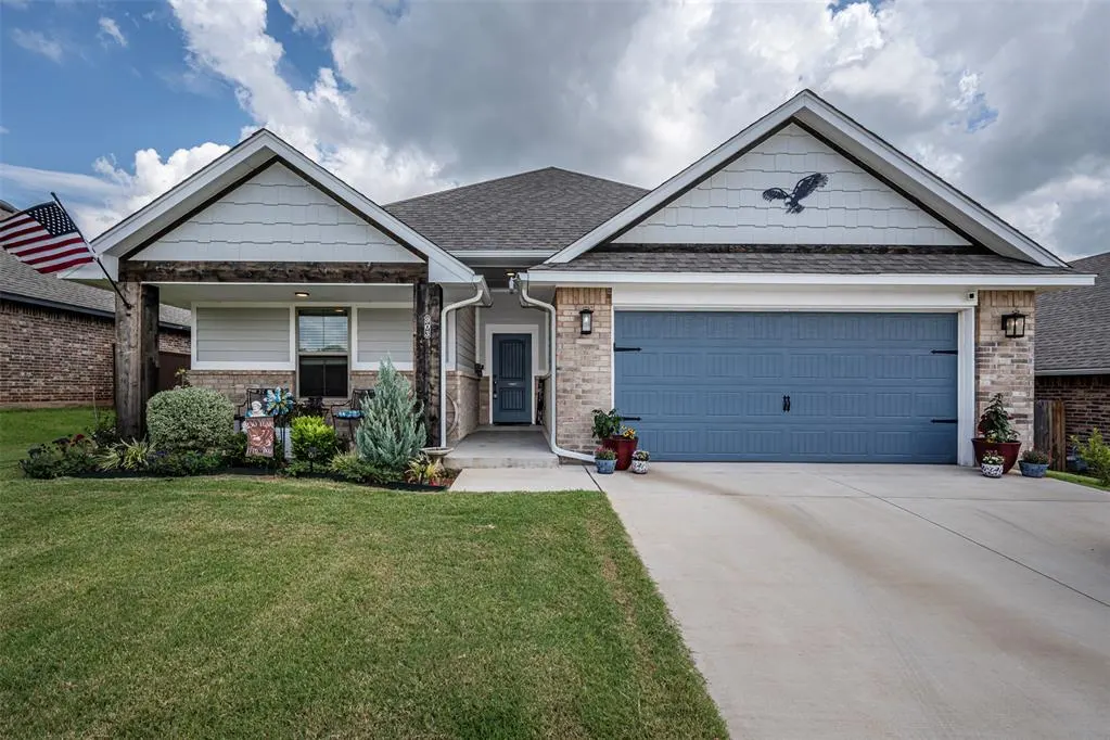 Front exterior — 903 Dahlia Lane, Noble, OK 73068