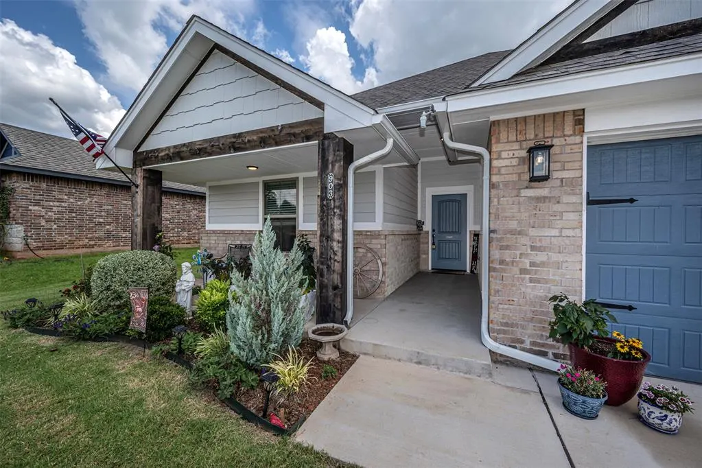 Photo 3 — 903 Dahlia Lane, Noble, OK 73068