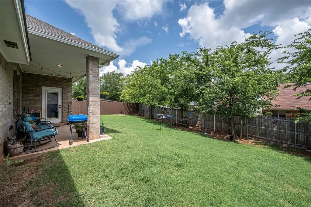 Photo 6 — 903 Dahlia Lane, Noble, OK 73068