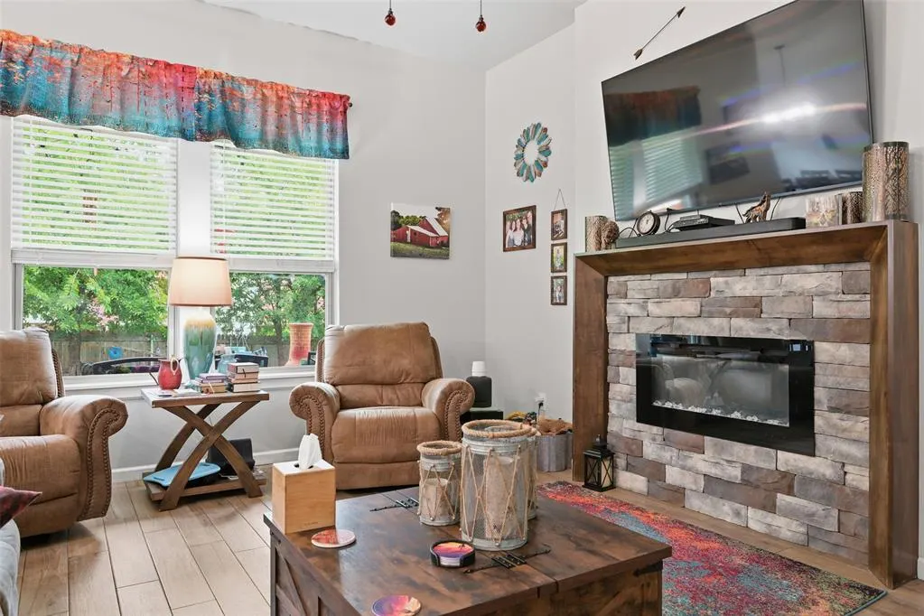 Photo 9 — 903 Dahlia Lane, Noble, OK 73068