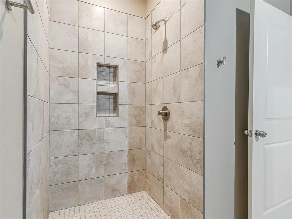 Photo 15 — 2105 NE 12th Street, Oklahoma City, OK 73117