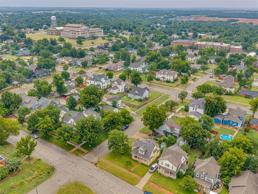 Photo 45 — 623 E Warner Avenue, Guthrie, OK 73044