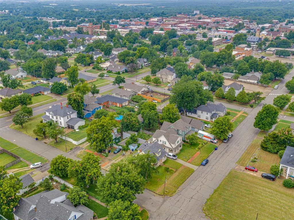 Photo 46 — 623 E Warner Avenue, Guthrie, OK 73044