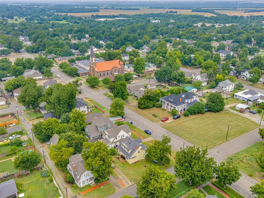 Photo 47 — 623 E Warner Avenue, Guthrie, OK 73044