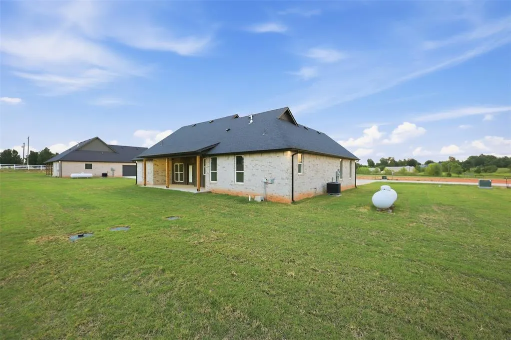 Photo 30 — 2153 Providence Way, Crescent, OK 73028