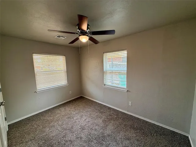 Photo 7 — 1132 NW 104th Street, Oklahoma City, OK 73114