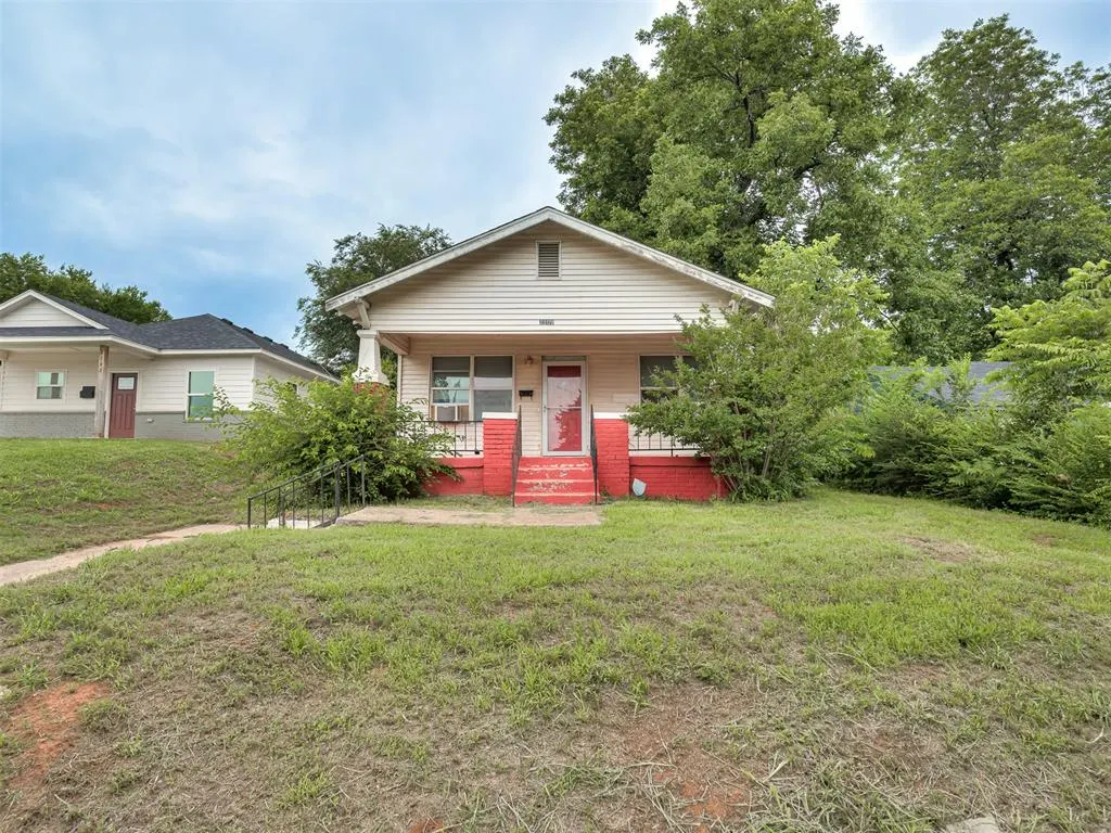 Photo 3 — 2109 NE 12th Street, Oklahoma City, OK 73117