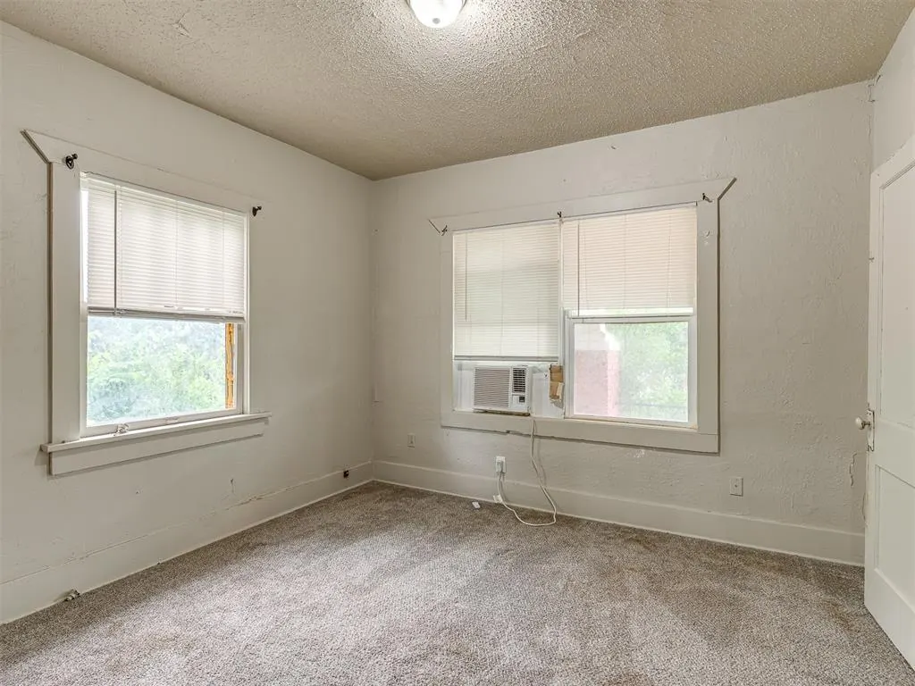 Photo 15 — 2109 NE 12th Street, Oklahoma City, OK 73117