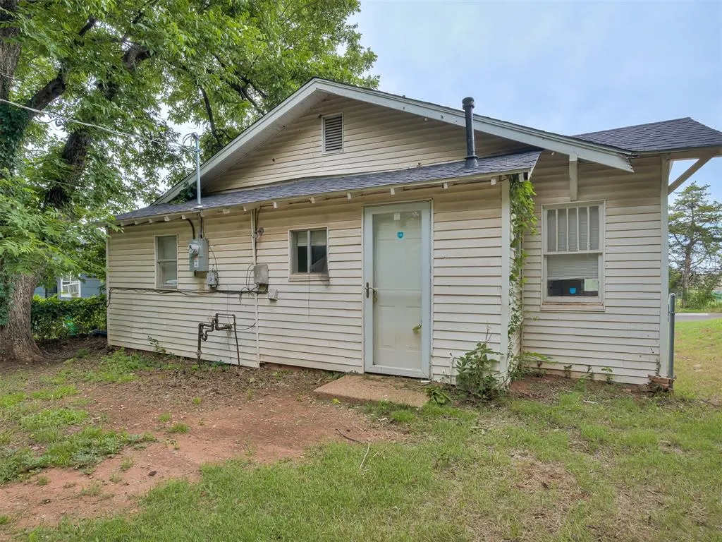 Photo 24 — 2109 NE 12th Street, Oklahoma City, OK 73117