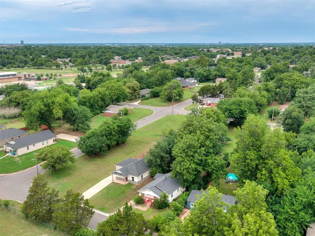 Photo 29 — 2109 NE 12th Street, Oklahoma City, OK 73117