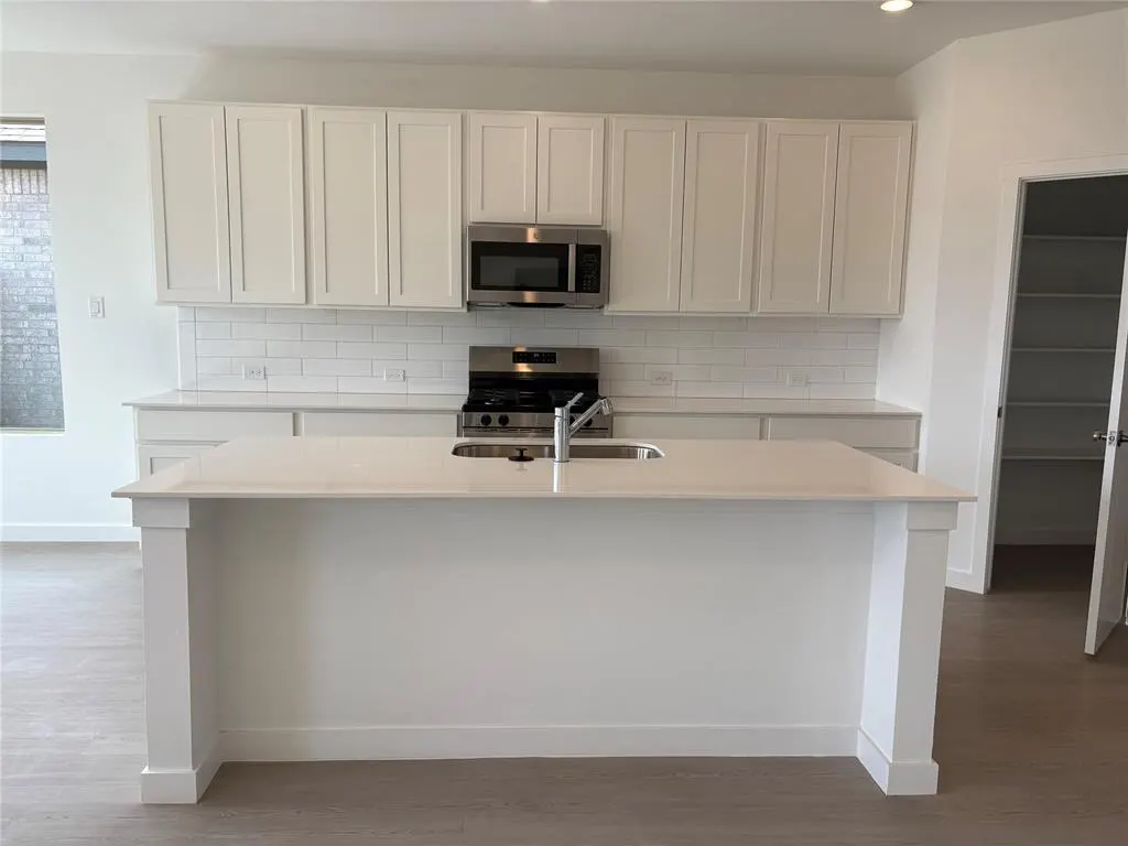 Photo 3 — 9217 SW 19th Street, Oklahoma City, OK 73128
