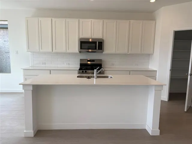 Photo 3 — 9217 SW 19th Street, Oklahoma City, OK 73128