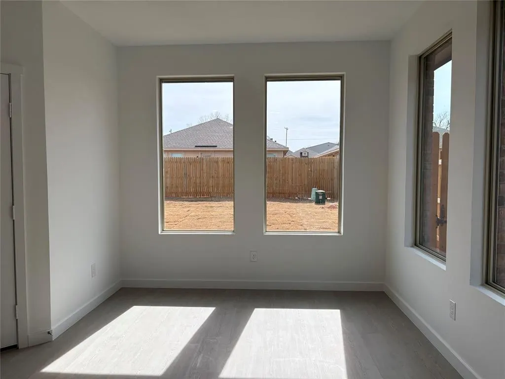 Photo 7 — 9217 SW 19th Street, Oklahoma City, OK 73128