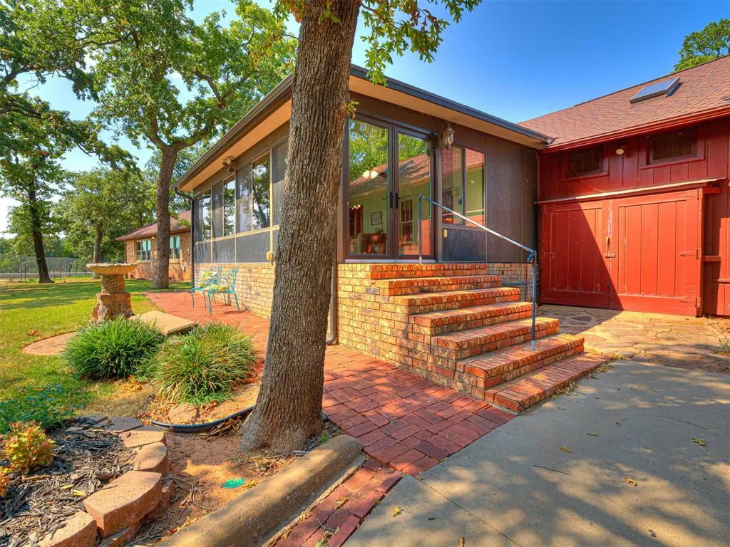 Photo 6 — 1016 N Shore Drive, Guthrie, OK 73044