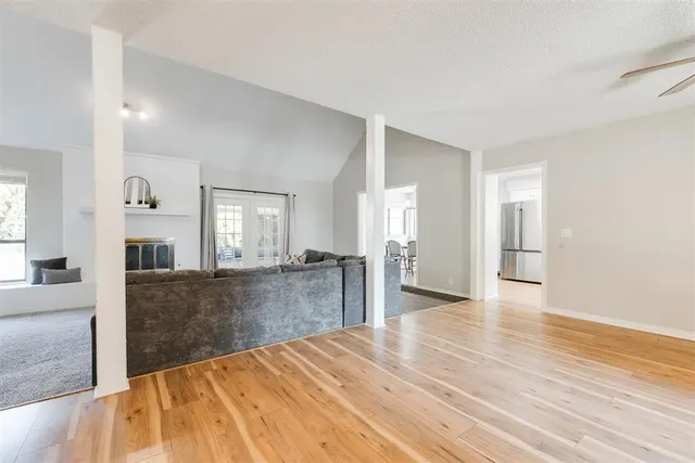 Photo 3 — 10509 Eagle Lane, Oklahoma City, OK 73162